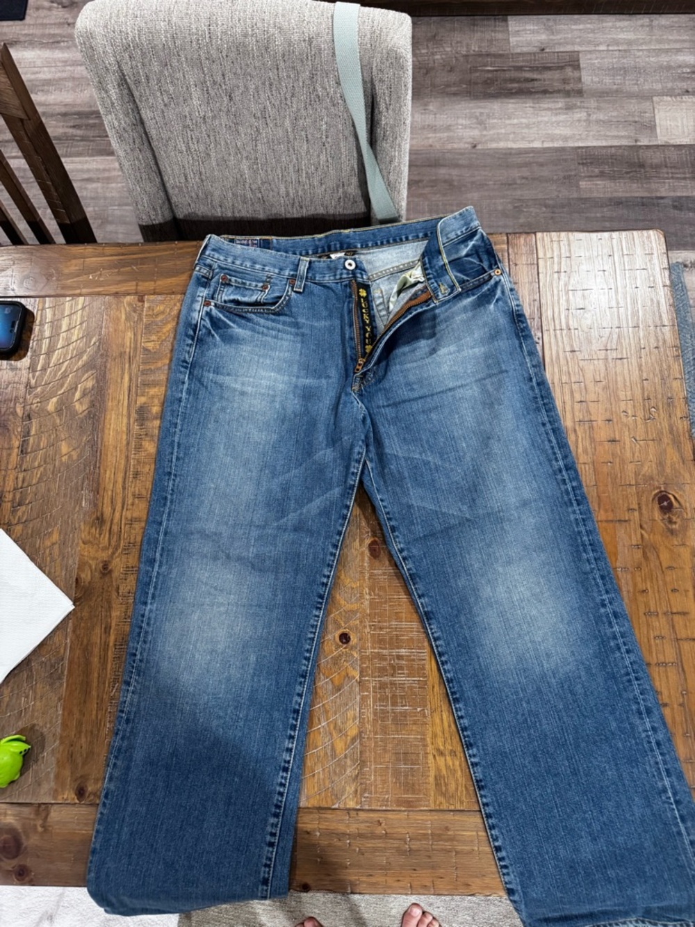 Lucky Brand Men's Relaxed Blue Jeans